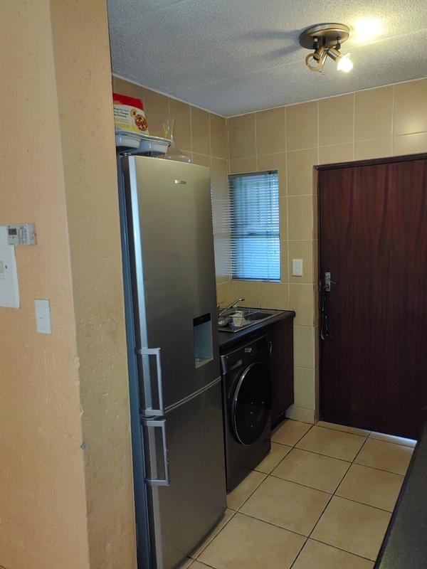 2 Bedroom Property for Sale in Ormonde View Gauteng