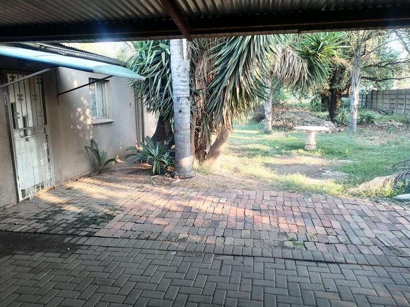 To Let 3 Bedroom Property for Rent in Booysens Gauteng