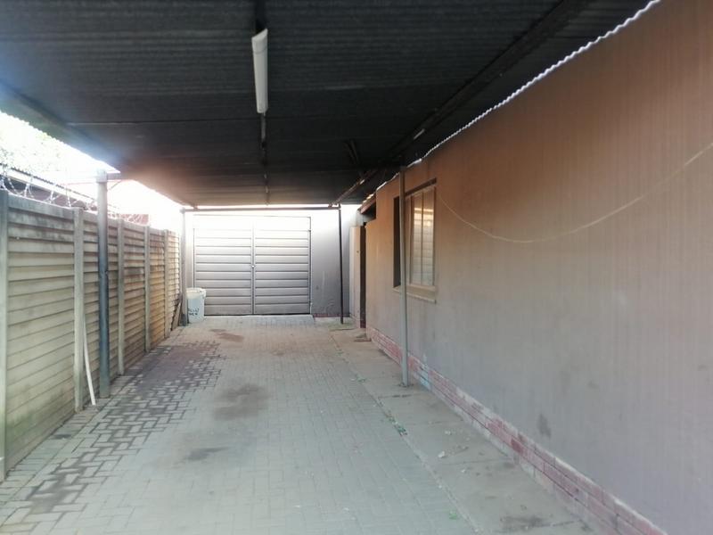 To Let 3 Bedroom Property for Rent in Booysens Gauteng