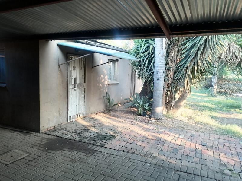 To Let 3 Bedroom Property for Rent in Booysens Gauteng