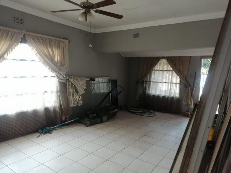 To Let 3 Bedroom Property for Rent in Booysens Gauteng