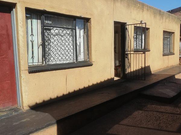 5 Bedroom Property for Sale in Saulsville Gauteng