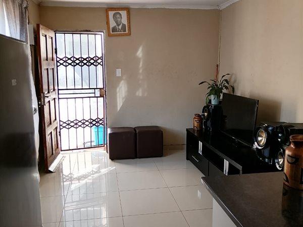 7 Bedroom Property for Sale in Soshanguve East Gauteng