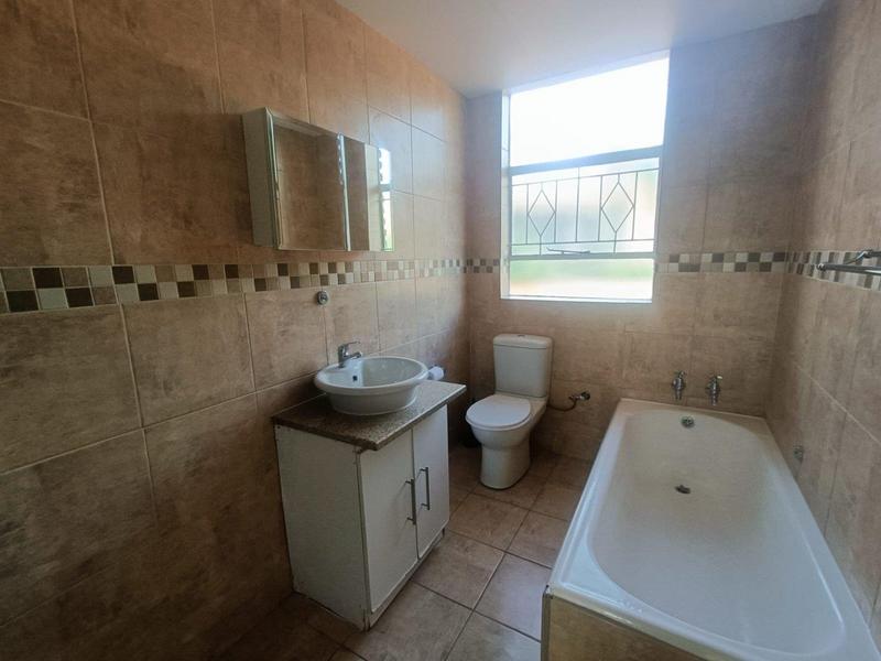 3 Bedroom Property for Sale in Fairland Gauteng