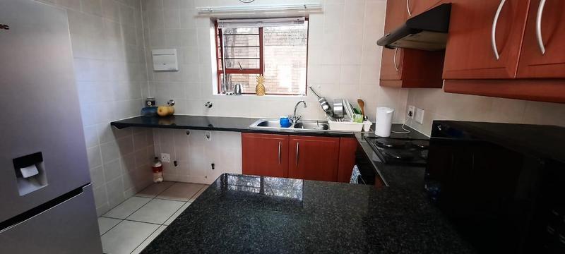 2 Bedroom Property for Sale in Maroeladal Gauteng