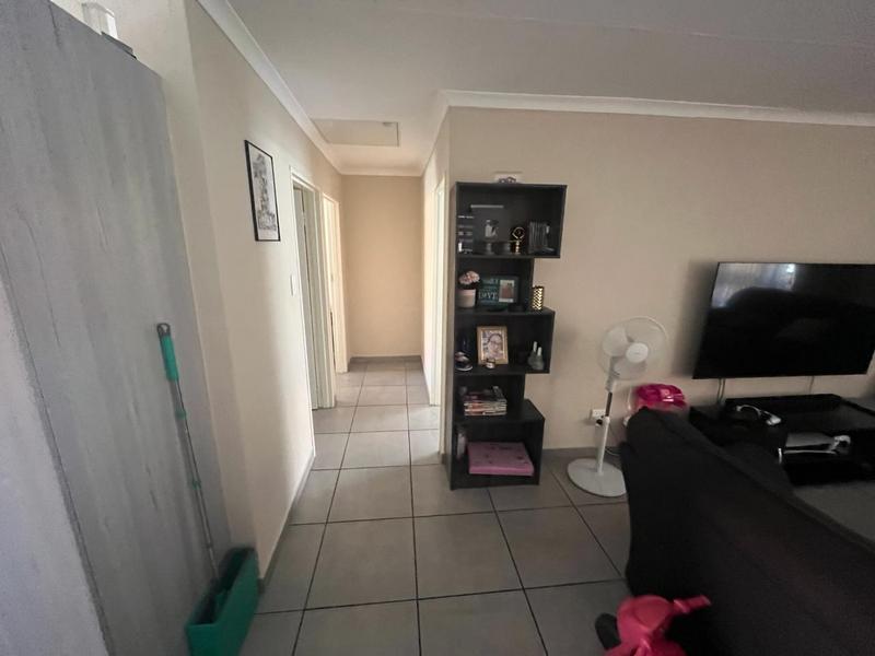 2 Bedroom Property for Sale in Florida Gauteng