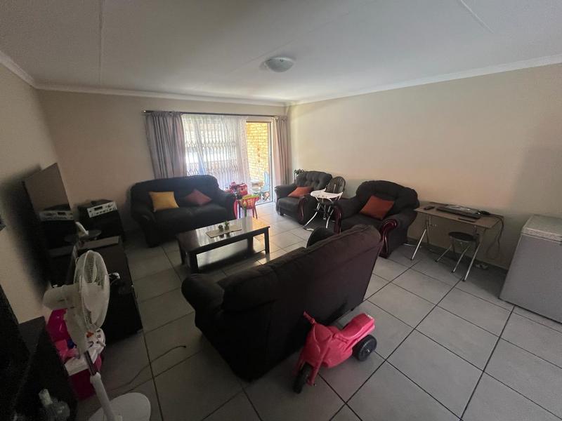 2 Bedroom Property for Sale in Florida Gauteng