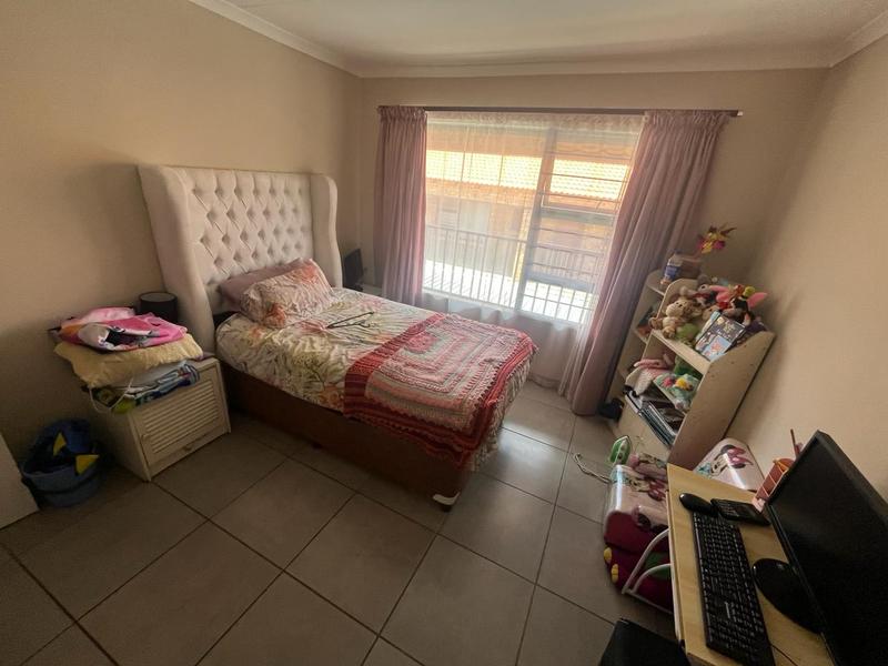 2 Bedroom Property for Sale in Florida Gauteng