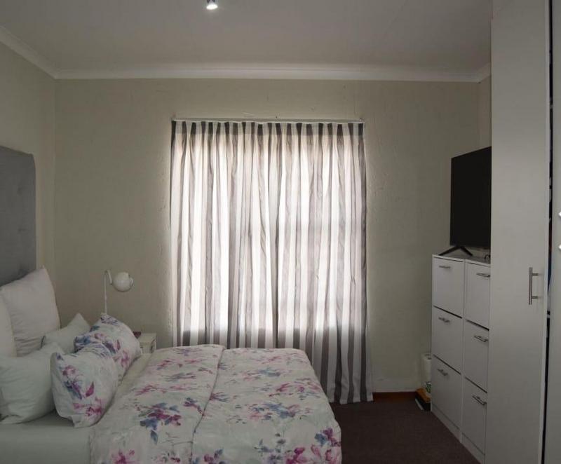 3 Bedroom Property for Sale in Wilgeheuwel Gauteng