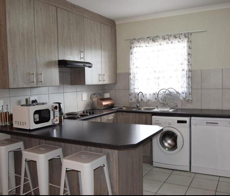 3 Bedroom Property for Sale in Wilgeheuwel Gauteng