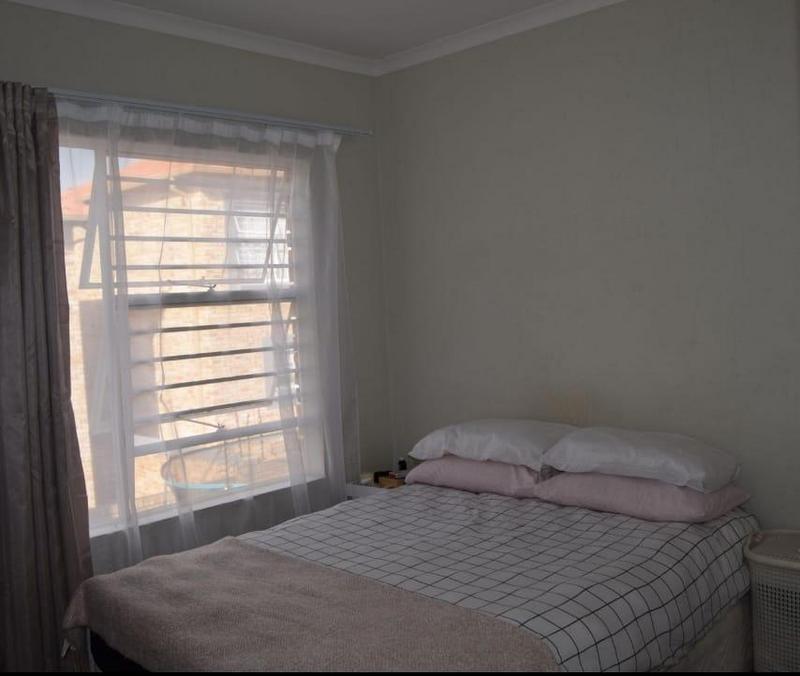 3 Bedroom Property for Sale in Wilgeheuwel Gauteng