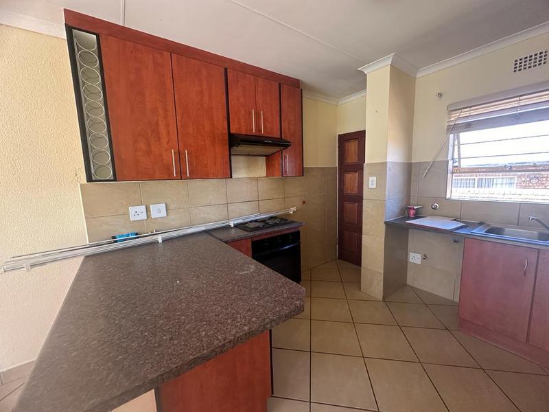 2 Bedroom Property for Sale in Witpoortjie Gauteng