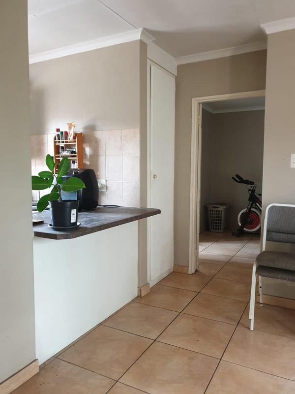 1 Bedroom Property for Sale in Rietvalleirand Gauteng