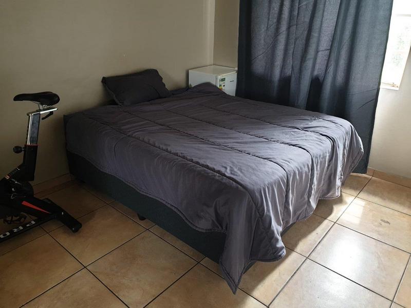 1 Bedroom Property for Sale in Rietvalleirand Gauteng