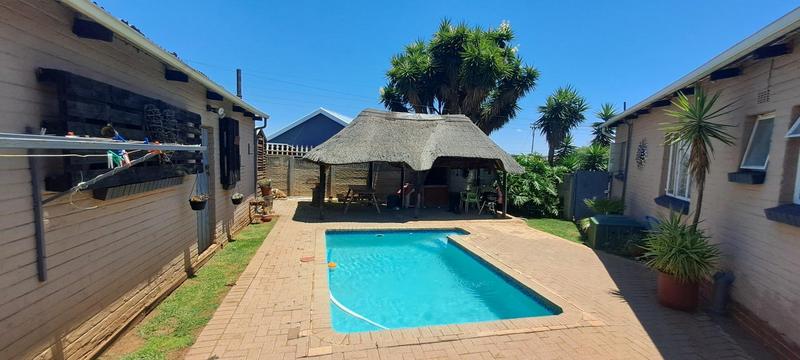 3 Bedroom Property for Sale in Dan Pienaarville Gauteng