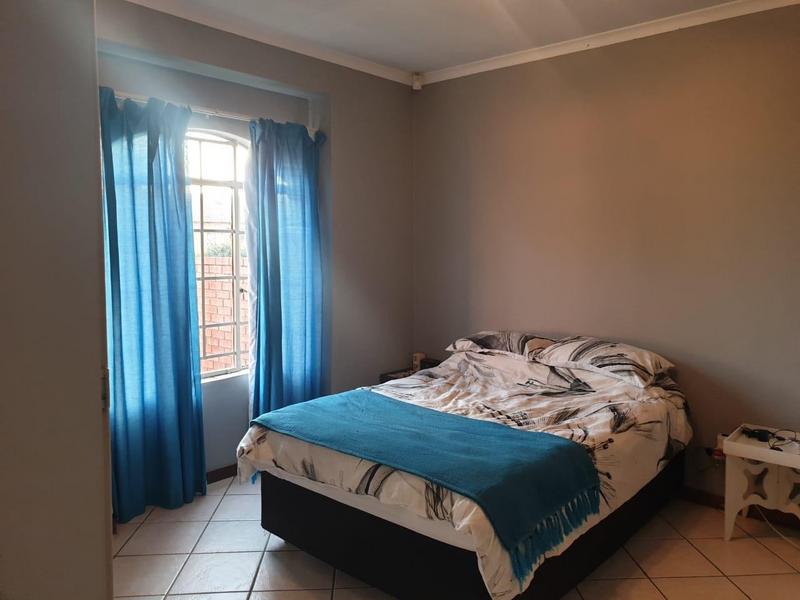 2 Bedroom Property for Sale in Equestria Gauteng