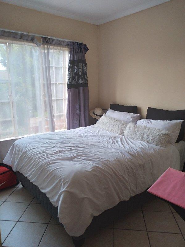 2 Bedroom Property for Sale in Equestria Gauteng