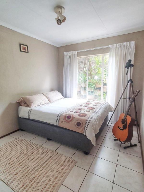 3 Bedroom Property for Sale in Helderkruin Gauteng