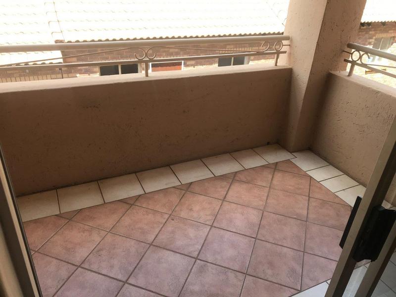 2 Bedroom Property for Sale in Olympus Gauteng