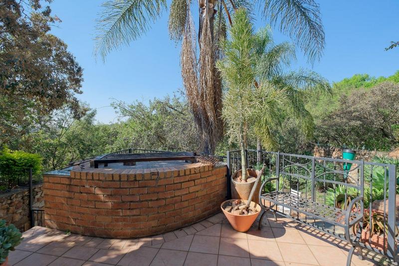 5 Bedroom Property for Sale in Murrayfield Gauteng