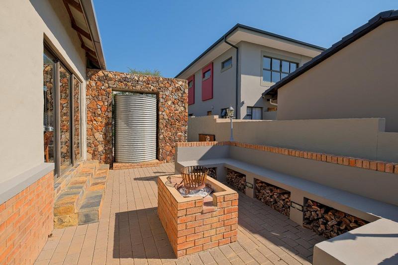 4 Bedroom Property for Sale in Midstream Estate Gauteng