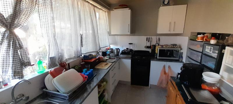 2 Bedroom Property for Sale in Gezina Gauteng