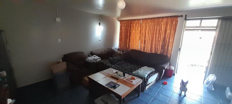 2 Bedroom Property for Sale in Gezina Gauteng