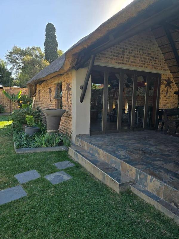 4 Bedroom Property for Sale in Raceview Gauteng