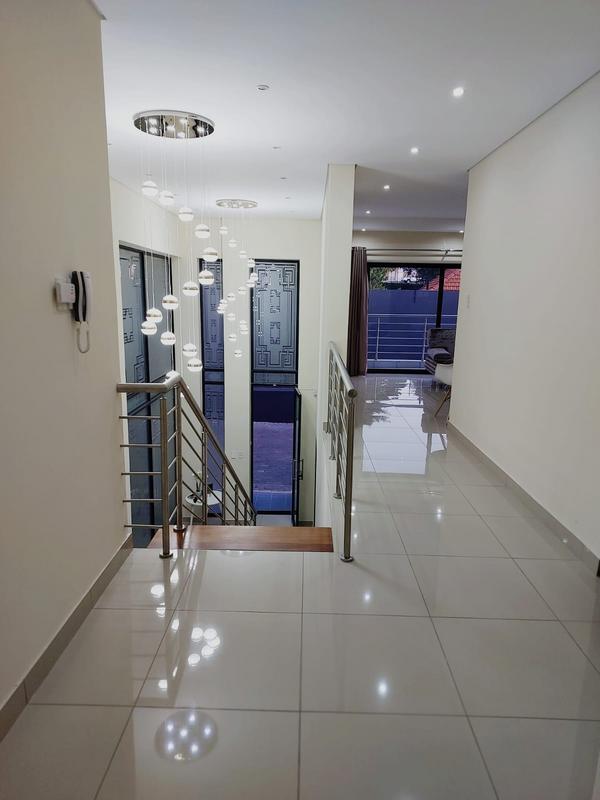 4 Bedroom Property for Sale in Northcliff Gauteng