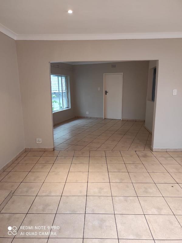 3 Bedroom Property for Sale in Victory Park Gauteng