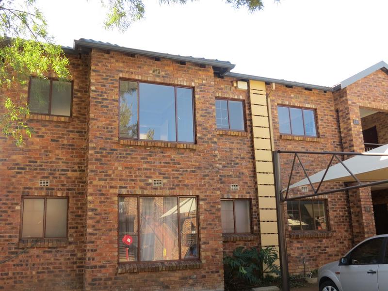 3 Bedroom Property for Sale in Sonneveld Gauteng