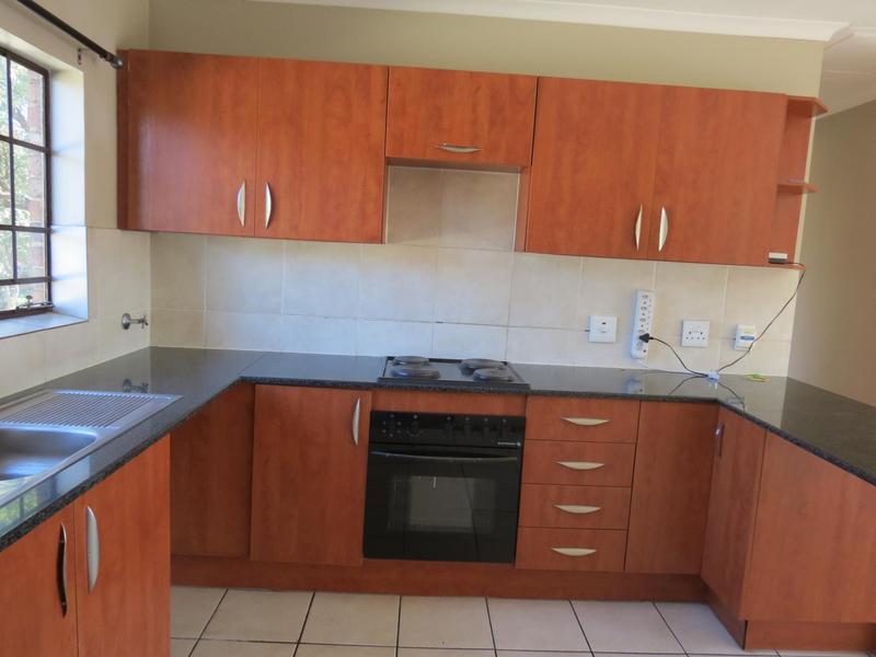 3 Bedroom Property for Sale in Sonneveld Gauteng