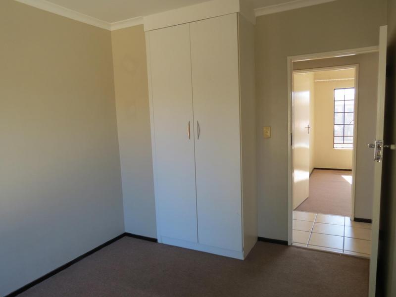 3 Bedroom Property for Sale in Sonneveld Gauteng