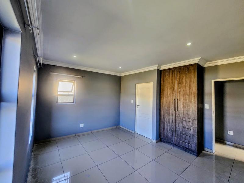 4 Bedroom Property for Sale in Roodeplaat Gauteng