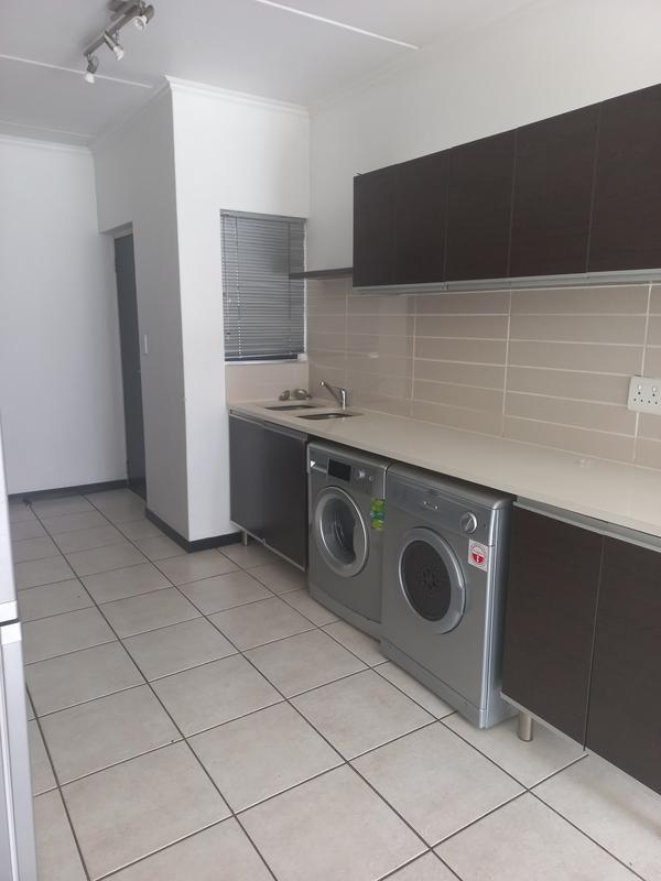 3 Bedroom Property for Sale in Greenstone Hill Gauteng