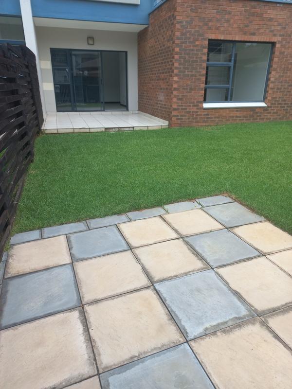 3 Bedroom Property for Sale in Greenstone Hill Gauteng