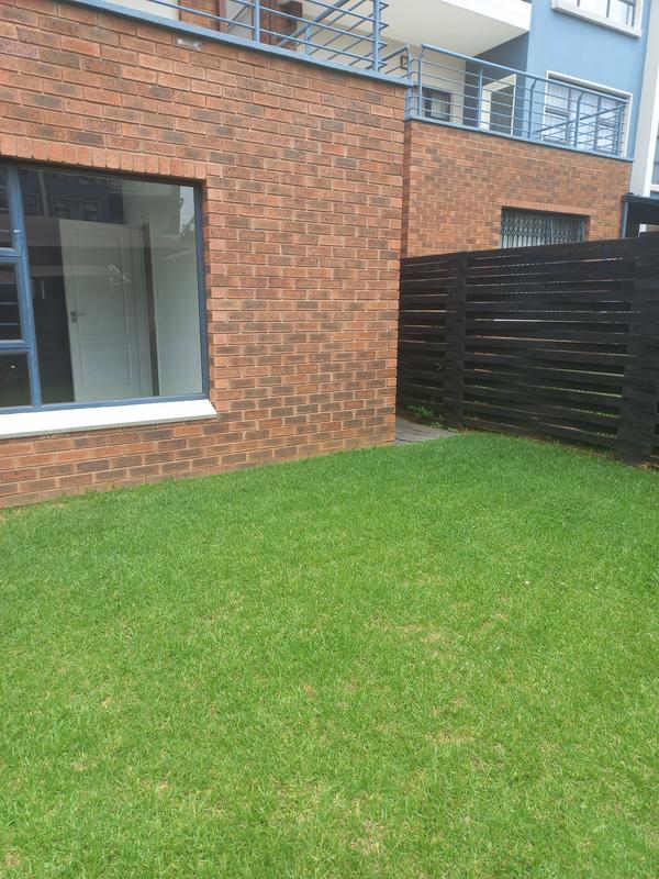 3 Bedroom Property for Sale in Greenstone Hill Gauteng