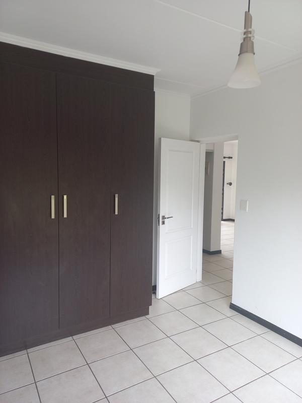 3 Bedroom Property for Sale in Greenstone Hill Gauteng