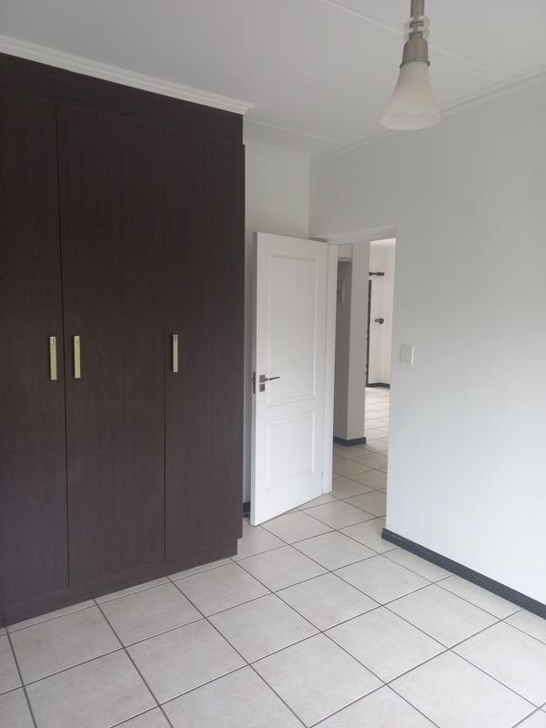 3 Bedroom Property for Sale in Greenstone Hill Gauteng