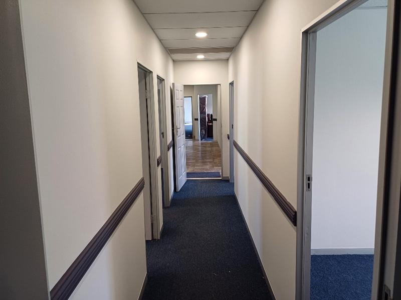 Commercial Property for Sale in Die Hoewes Gauteng