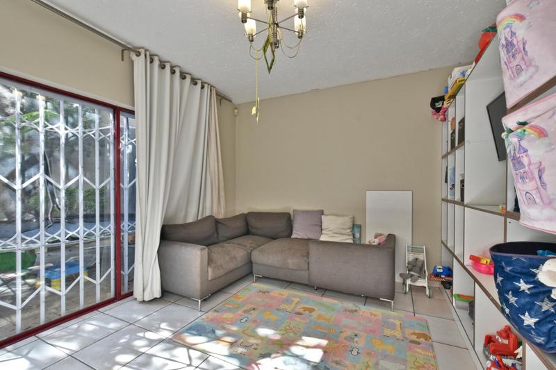 3 Bedroom Property for Sale in Woodmead Gauteng