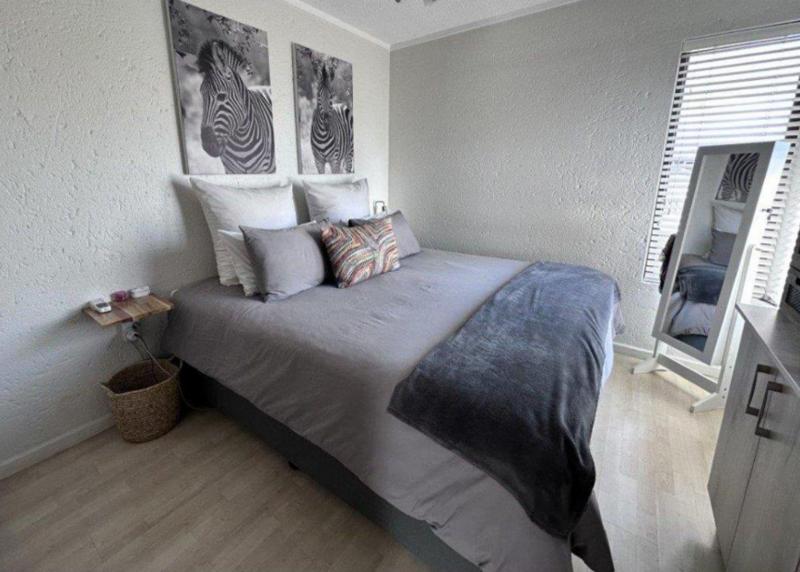 1 Bedroom Property for Sale in Dowerglen Gauteng