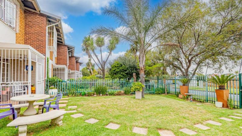 2 Bedroom Property for Sale in Dania Park Gauteng