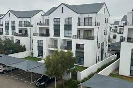 3 Bedroom Property for Sale in Greenstone Hill Gauteng