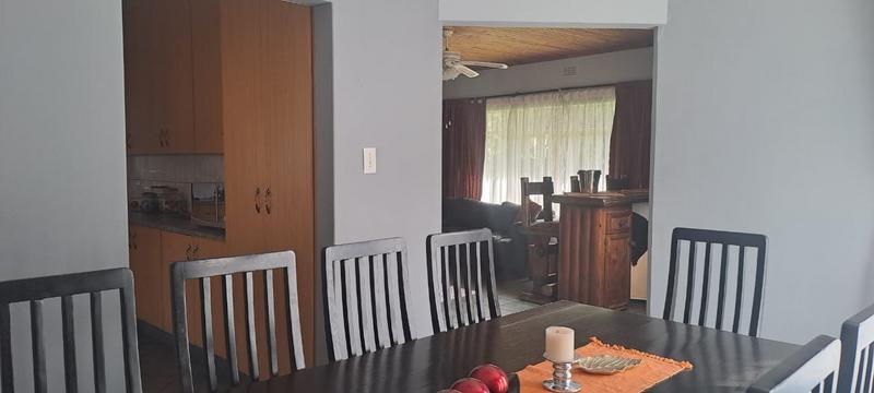 3 Bedroom Property for Sale in Flora Gardens Gauteng