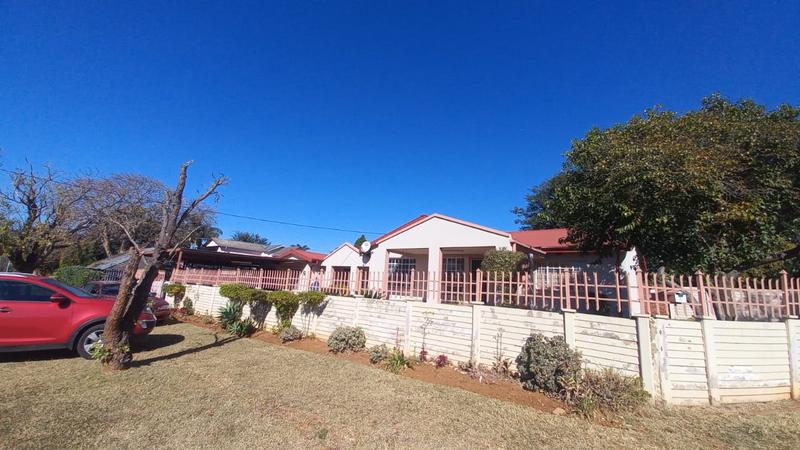 3 Bedroom Property for Sale in West Park Gauteng