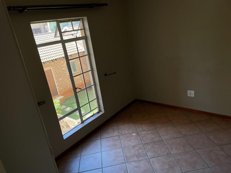 2 Bedroom Property for Sale in Olympus Gauteng