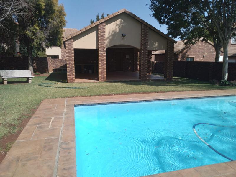 2 Bedroom Property for Sale in Olympus Gauteng