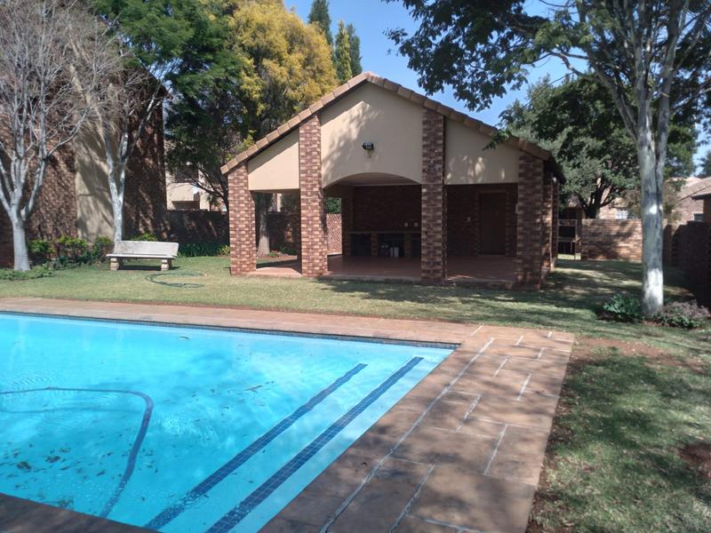 2 Bedroom Property for Sale in Olympus Gauteng