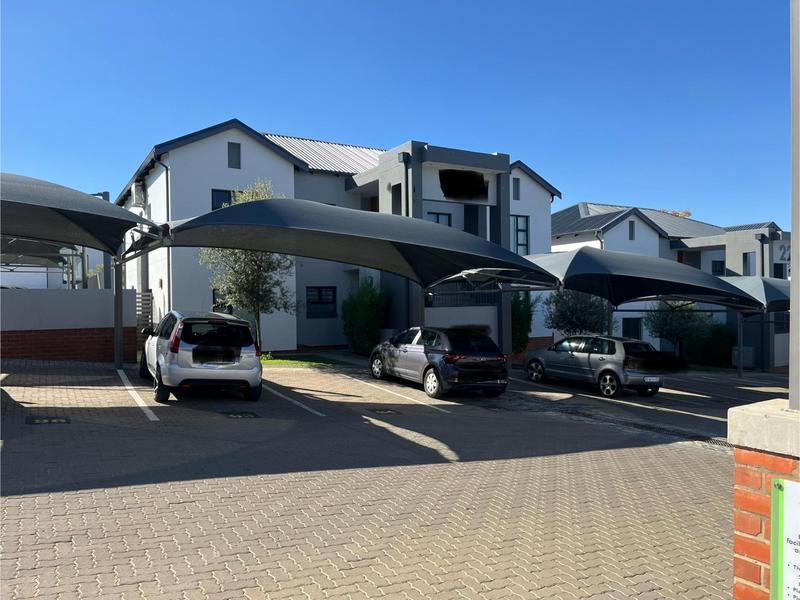 2 Bedroom Property for Sale in Broadacres Gauteng